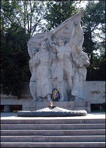 [04.04.2011] Памятник Победы (Рязань)